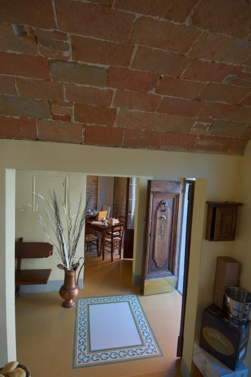 Locanda Guelfo Tredozio ภายนอก รูปภาพ