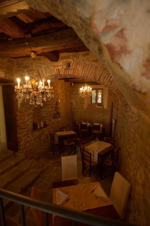 Locanda Guelfo Tredozio ภายนอก รูปภาพ